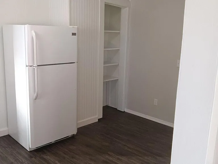 612 N Storer Ave #2 — Photo 7