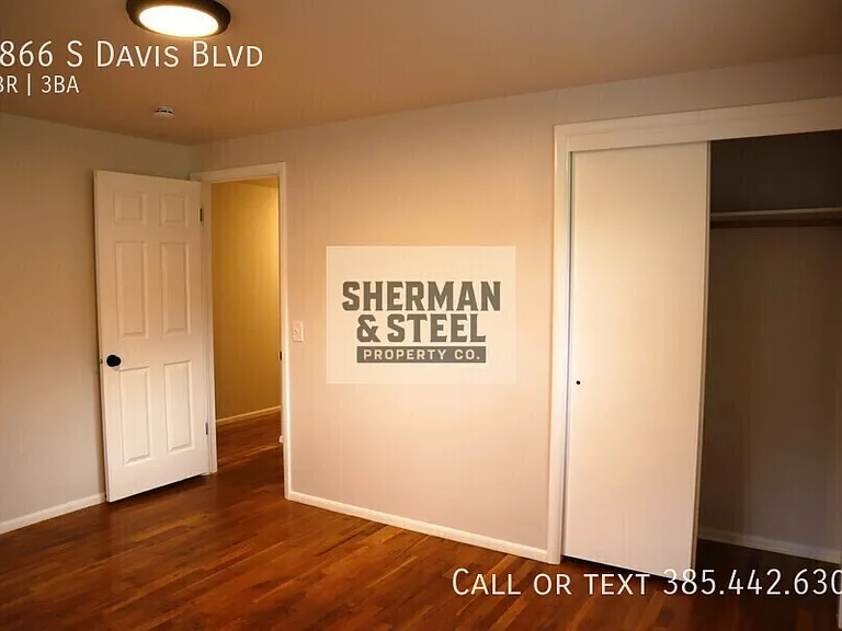 1866 S Davis Blvd — Photo 31