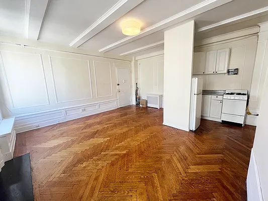 Rented by Brown Harris Stevens | media 2