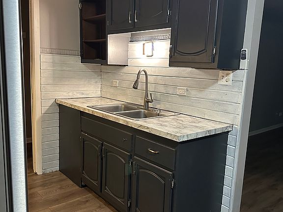 2nd image of 6115 W 94th St APT B1