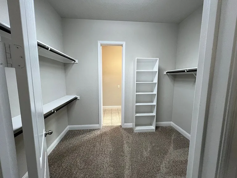 616 Ardath Rd — Photo 20