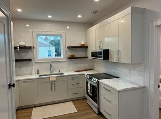 128 E La Rua St, Pensacola, FL 32501