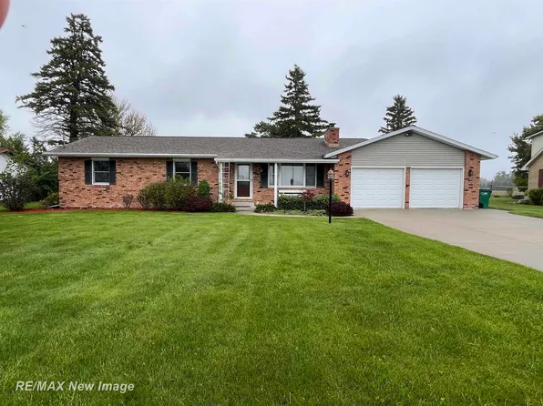 4423 Three Mile Rd, Bay City, MI 48706