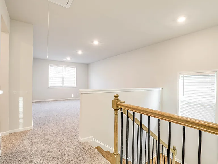 360 Caledonia Ct — Photo 30