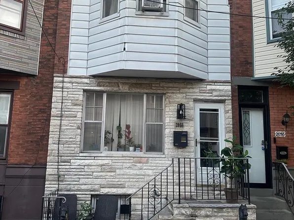 2056 Emily St, Philadelphia, PA 19145
