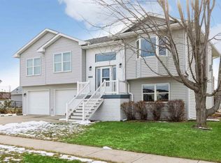 1155 Cory Ct, North Liberty, IA 52317