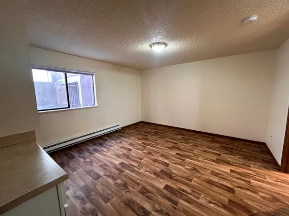5222 University Way NE, Seattle, WA