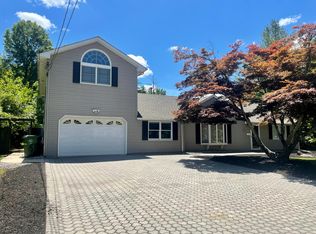 6 David Ct, Edison, NJ 08820