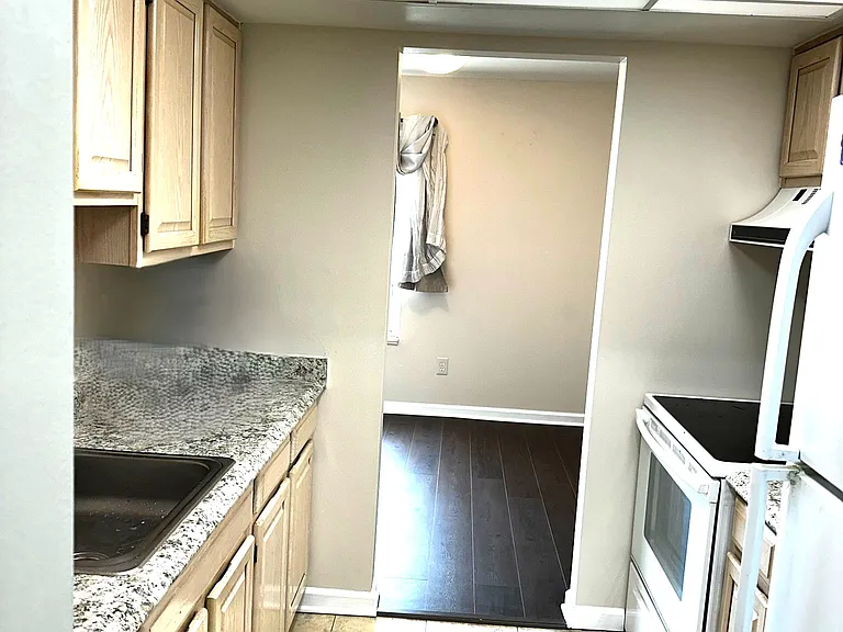 780 E Fox Hills Dr #158 — Photo 10