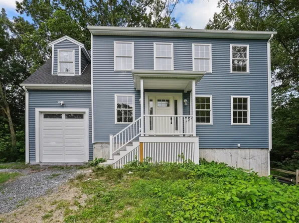 88 Milton St, Seekonk, MA 02771