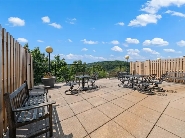 2400 Johnson Avenue image 19 of 22