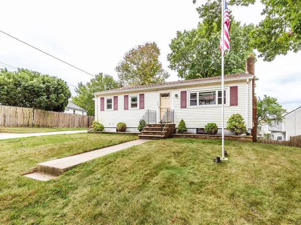 199 Anawan St, Brockton, MA 02302