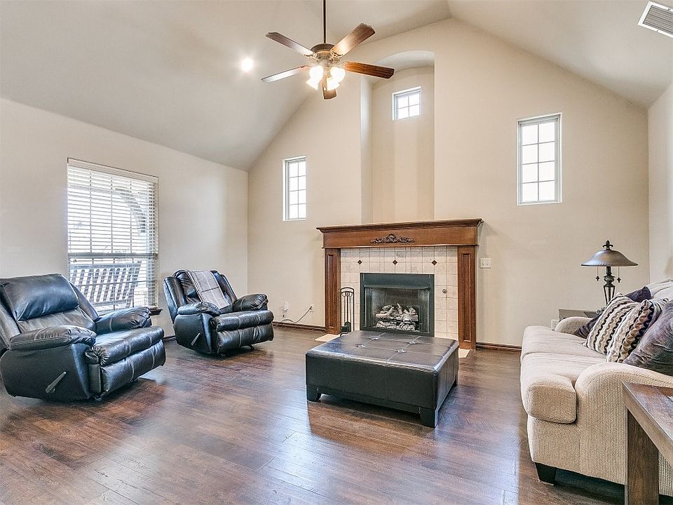 3012 Brookstone Lakes Dr Yukon OK 73099 Zillow