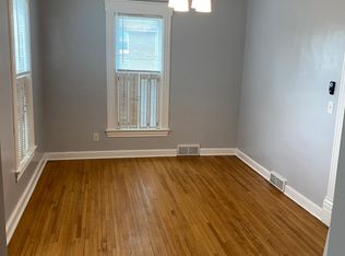 204 Summit St APT 1, Rockford, IL 61107