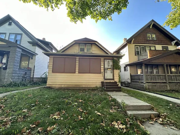 3319 North 16th STREET, Milwaukee, WI 53206