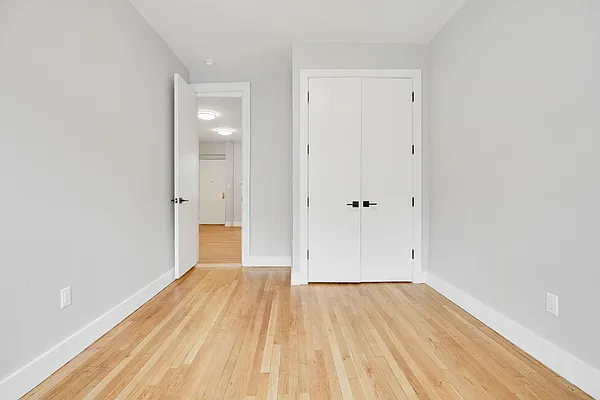 Rented by Peter R. Hungerford, LREB | media 18