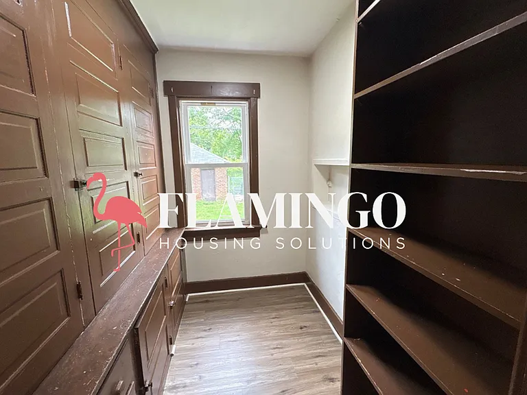 303 Lexington Ave — Photo 8