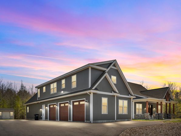 9 Bonita Way, Buxton, ME 04093