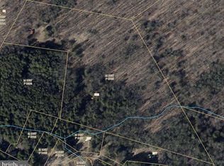 Cheeks Ln, Oakland, MD 21550