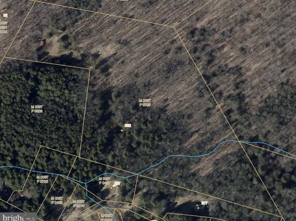 Cheeks Ln, Oakland, MD 21550