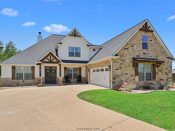 3rd image of 2154 Chestnut Oak Cir