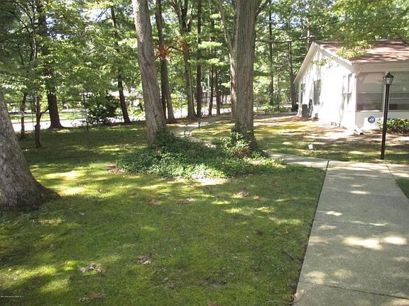 4th image of 134D Farrington Ct #134D