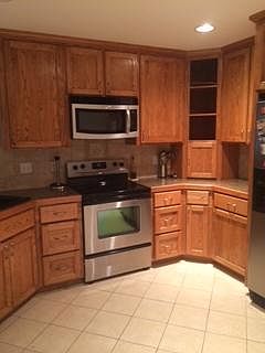 3rd image of 903 Garwood St