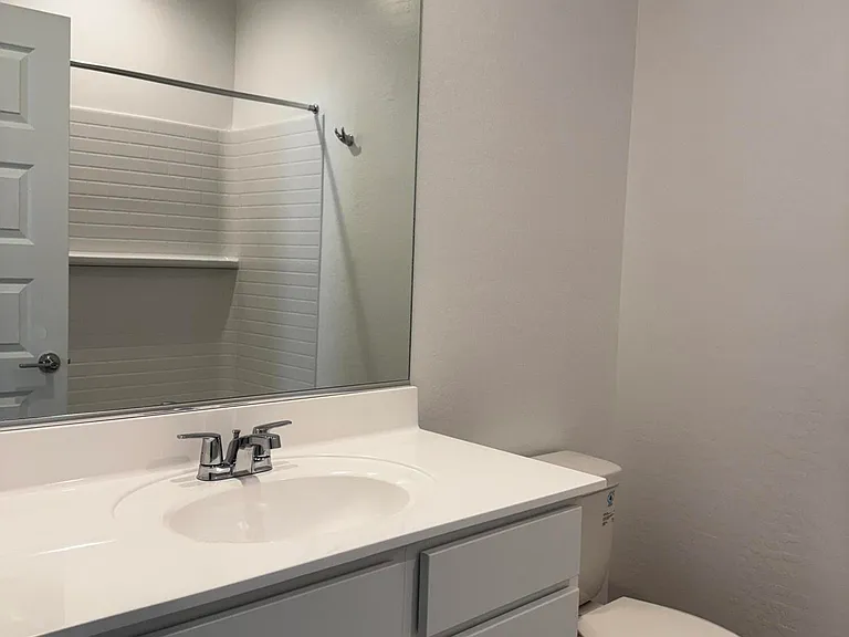 9819 W Flower St — Photo 15
