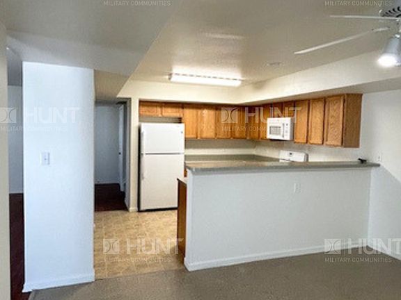 3rd image of 6016 Hornbeam Ct