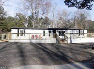 3939 Laurens Ln, Snellville, GA 30039