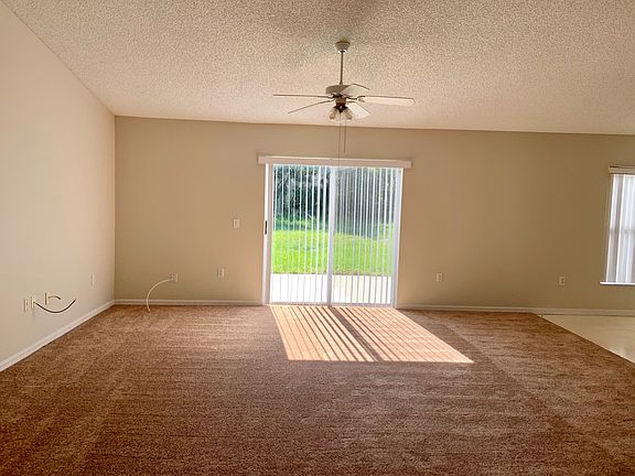 2nd image of 3087 Blaine Cir