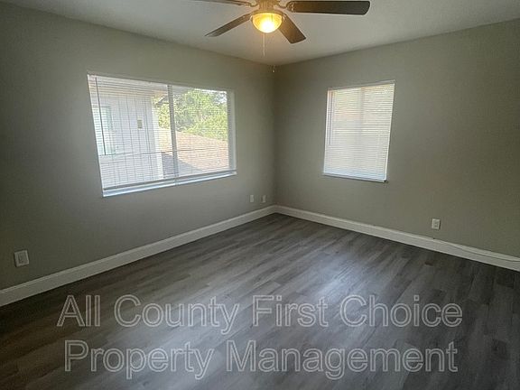 5th image of 2949 Bough Ave Unit B