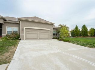 11069 S Parish St, Olathe, KS 66061