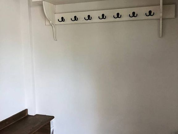 5th image of 41 Frederick Ave