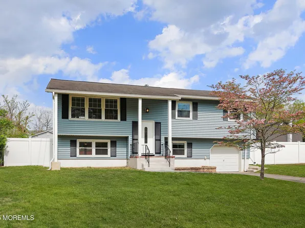45 Cory Drive, Toms River, NJ 08755