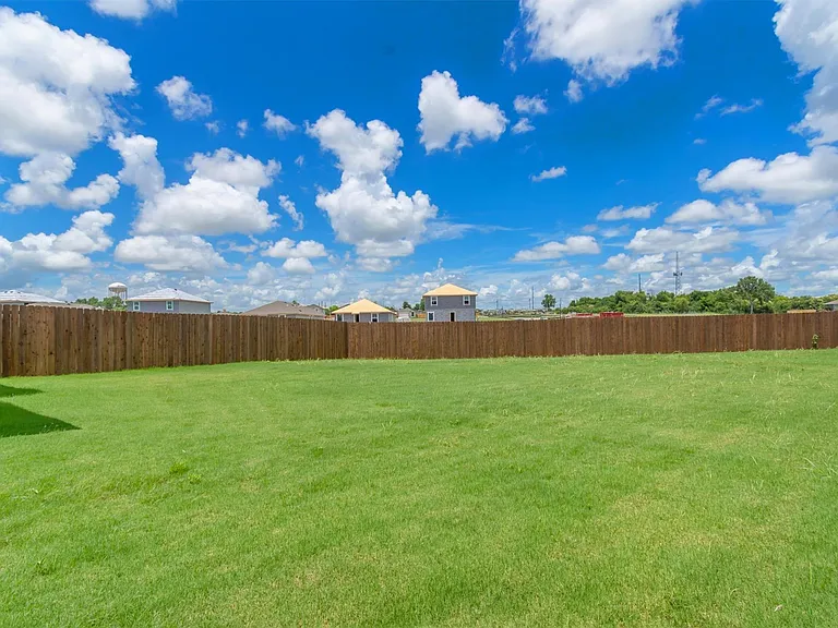 1118 Zora Dr #B — Photo 23