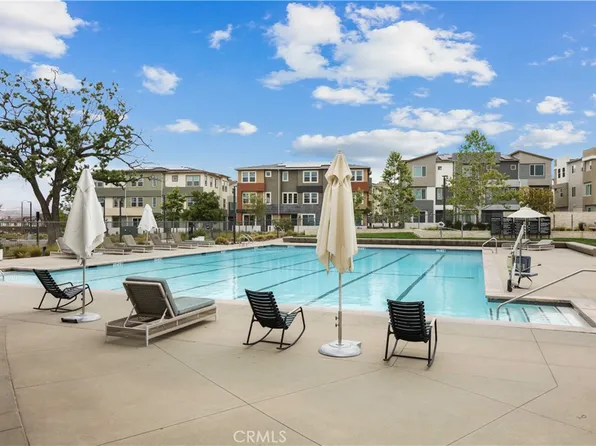 26957 Winding Trail Ct, Valencia, CA 91381