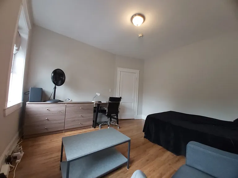 1193 Commonwealth Ave #12 — Photo 16