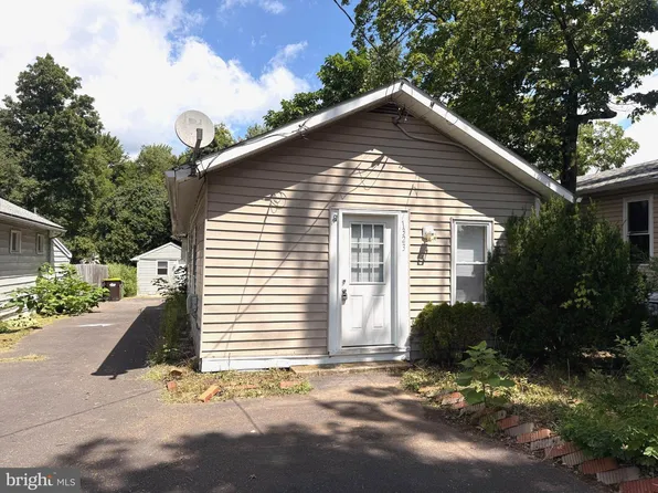 1323 Schwab Rd, Hatfield, PA 19440