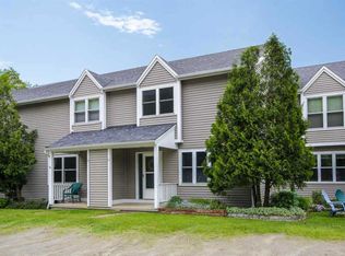 128 W Country Club Dr UNIT 14, Jericho, VT 05465