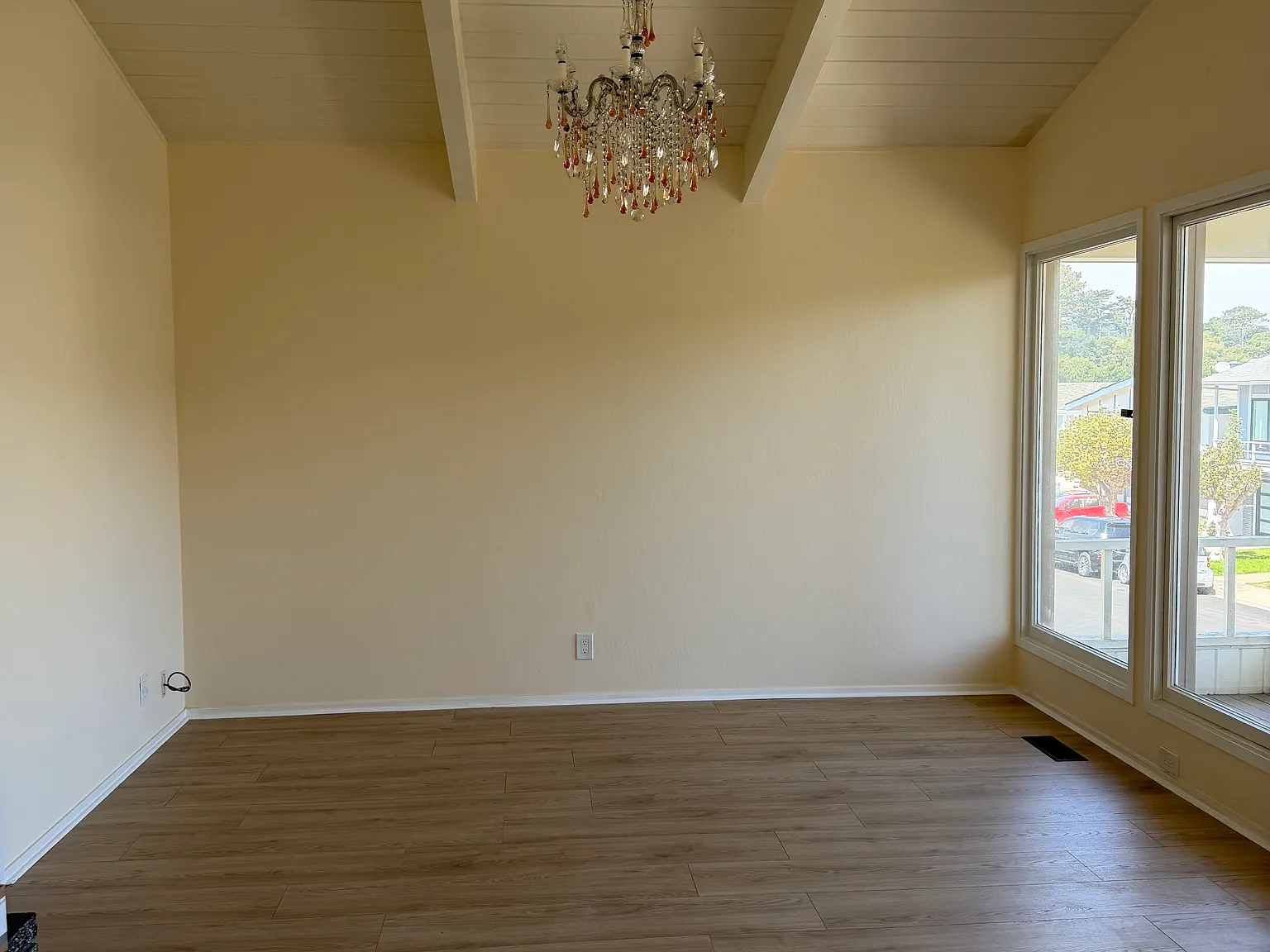 4 bed, $5,950 — Photo 3