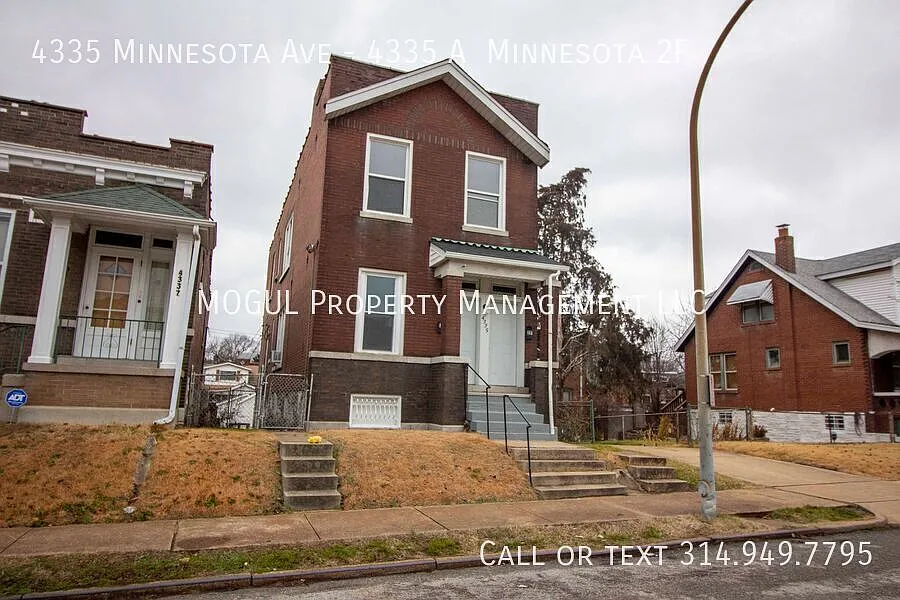 HUGE, true 1-bedroom! Sunny and spacious, with modern updates! — Photo 1