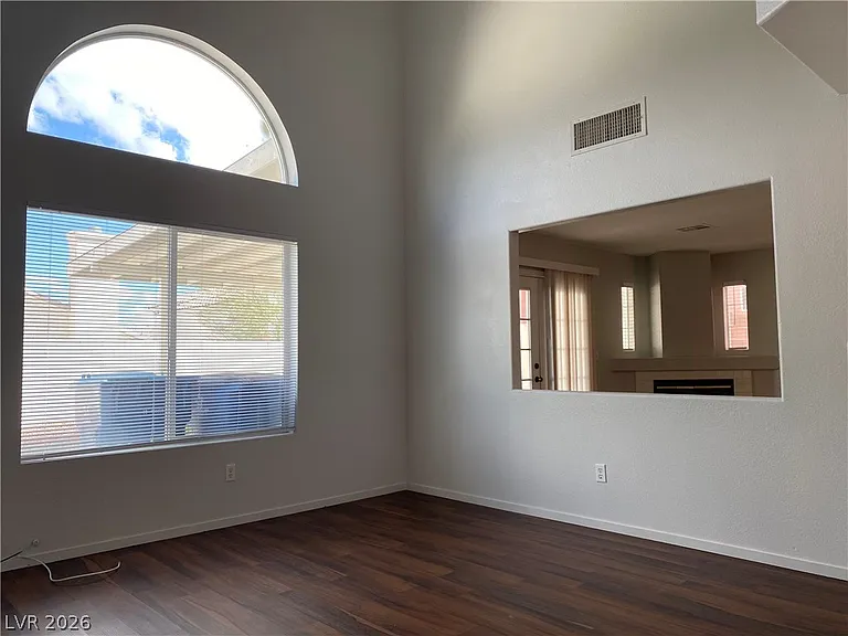 1904 Cedar Bluffs Way — Photo 6