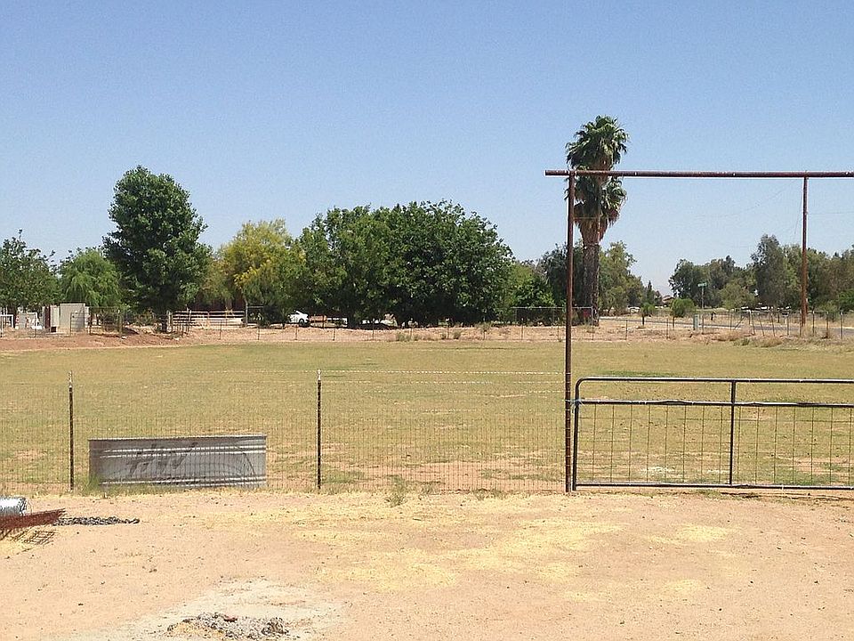 2nd image of 472 E Pima Rd