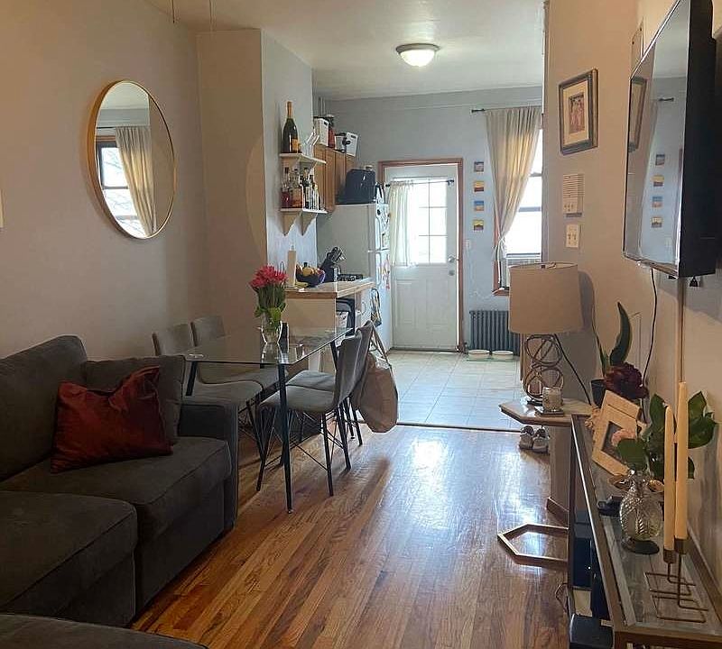 1st image of 714 6th Ave APT 1L