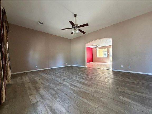 3rd image of 1836 Ridgeview