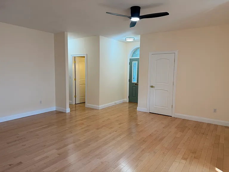 18 Kirby Rd — Photo 10