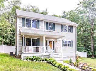 548 Kingman St, Taunton, MA 02780