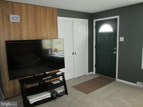 3rd image of 620 Englesville Rd