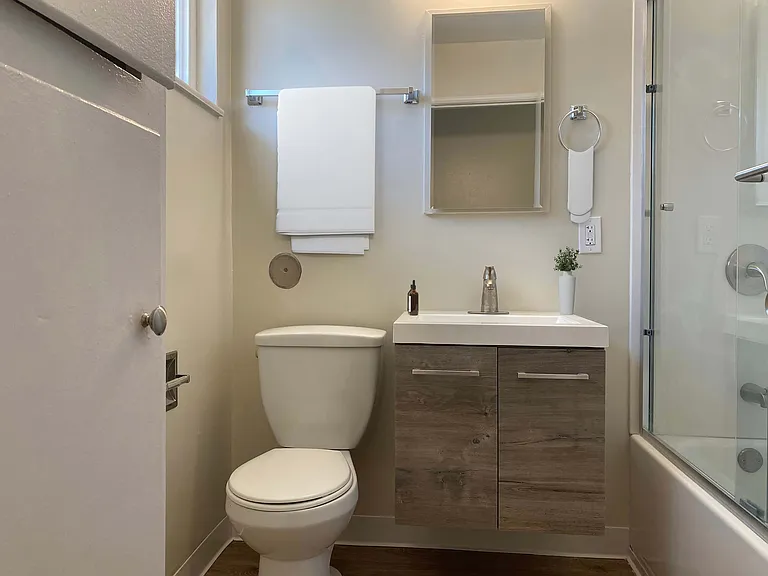 1x1 Bathroom 1x1 Bathroom